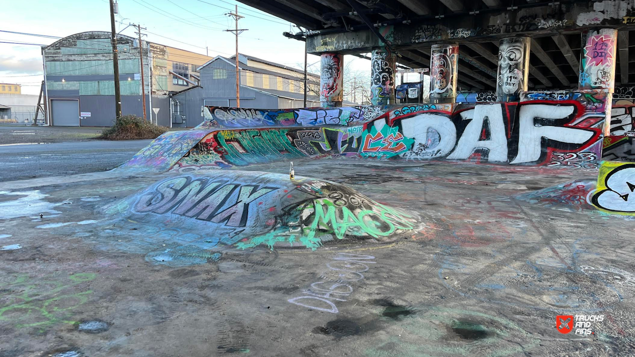 11th Street DIY Skatepark